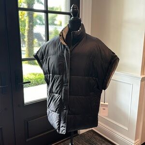 UGG Reversible down puffer vest.  Water resistant. Black & Chalk/Cream